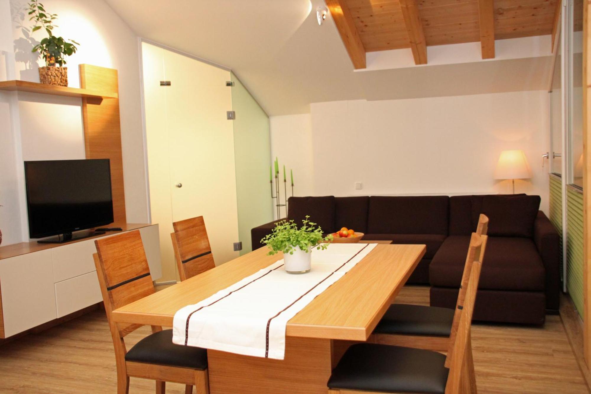 Pension Cafe Maier Голлинг-на-Хальцахе Экстерьер фото